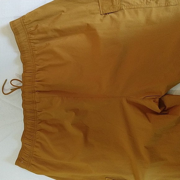 Mustard color cargo joggers from calia brand - Picture 5 of 7